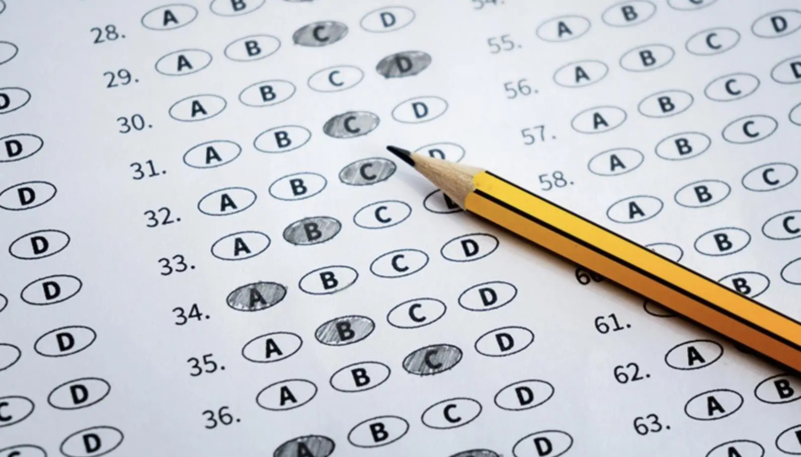 روند تغییرات کنکور ۱۴۰۳ تا ۱۴۰۵؛ چه تغییراتی منابع کمکدرسی را مهمتر کرده؟